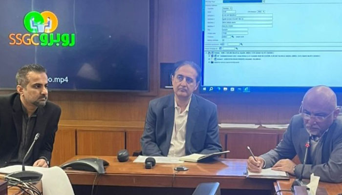 Managing Director (MD) Sui Southern Gas Company (SSGC) Imran Maniar chairs a meeting at SSGC head office on February 20, 2024. — Facebook/Sui Southern Gas Company Ltd. - SSGC