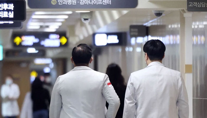 Medical staff are seen at a university hospital in Seoul. — AFP/File