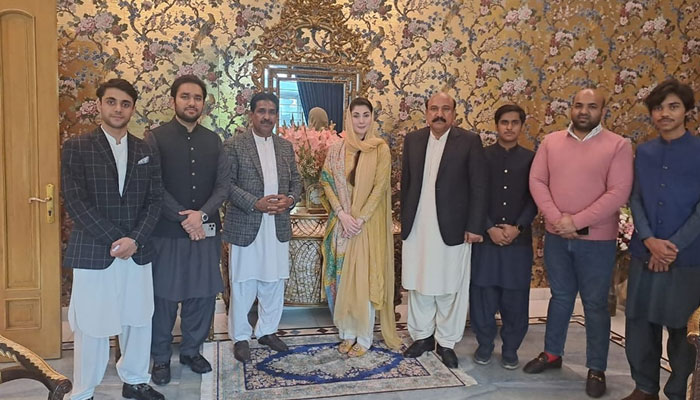 PMLN Senior Vice-President Maryam Nawaz pictured with newly-elected members on February 20, 2024. — Facebook/Maryam Nawaz Sharif