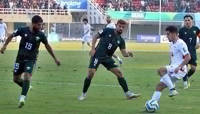 Pakistan football team in action at Jinnah Stadium. —PFF/File