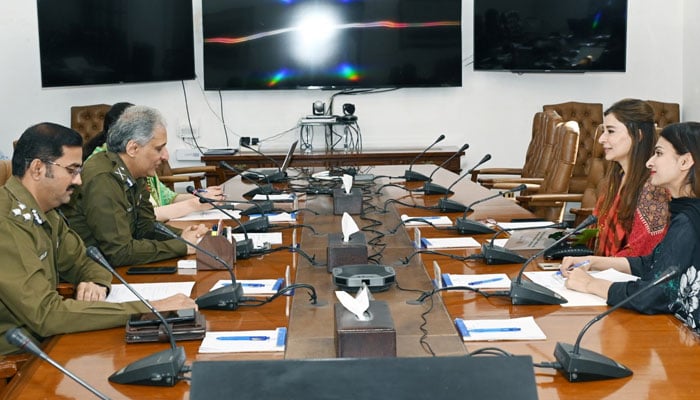 Chairperson (NCRC) former senator Ayesha Raza Farooq meets with IGP Punjab Dr Usman Anwar at the Central Police Office on April 1, 2024. — Facebook/Punjab Police Pakistan