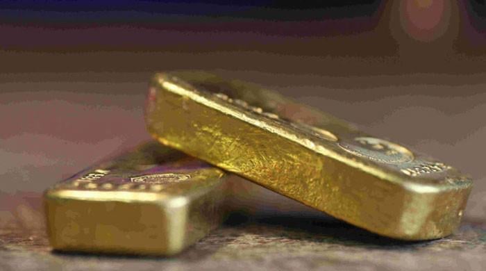 Gold Prices Rise Rs2,500 Per Tola