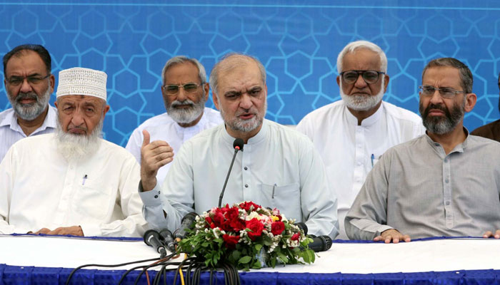 Jamaat-e-Islami Pakistan Chief Hafiz Naeem-ur-Rehman addresses media persons during a press conference, at Idara-e-Noor-ul-Haq on May 14, 2024. — PPI