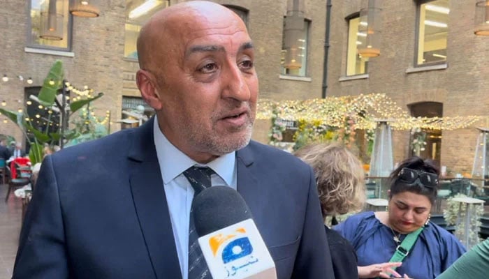 Shekhar Bhatia speaking to Geo News in London. — Reporter/File