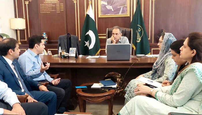 Lahore Commissioner Zaid bin Maqsood chairs a meeting regarding anti-smog planning on May 22, 2024. — Facebook/Commissioner Lahore,Punjab.