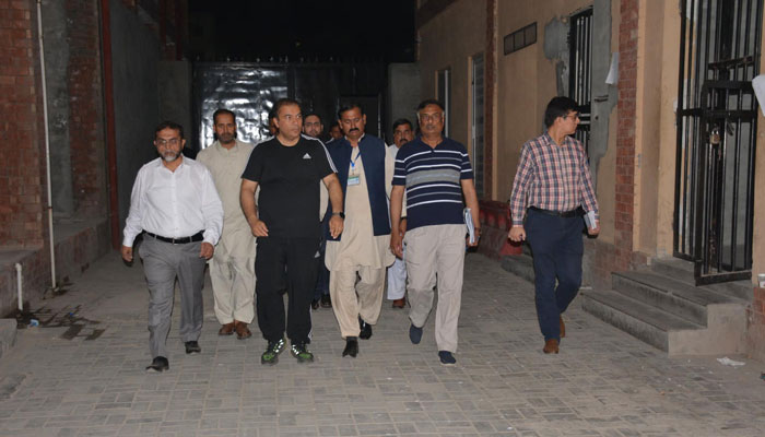 Capital Development Authority (CDA) Chairman Chaudhary Muhammad Ali Randhawa during visits to civil court on May 23, 2024. — Facebook/Capital Development Authority - CDA, Islamabad