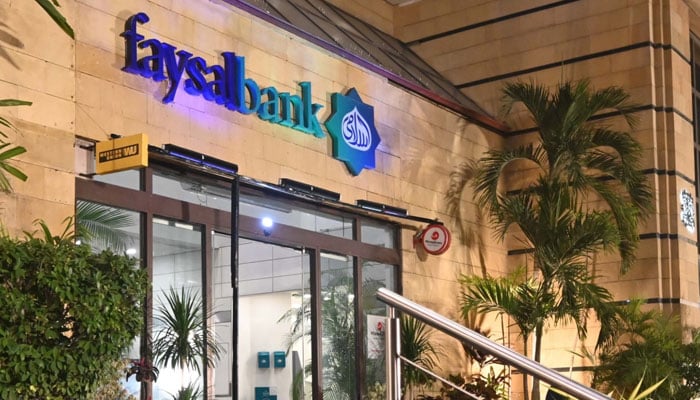 A representational image of Faysal Bank building in Karachi. — Reporter/File
