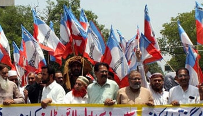 Members of Wapda Paigham Union hold a protest demonstration for acceptance of their demands, at Mall road in Lahore on May 29, 2024. — PPI