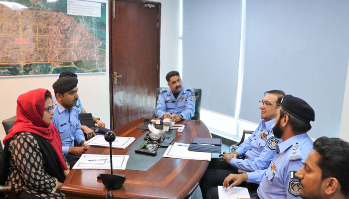 Islamabad Inspector General of Police (IGP) Syed Ali Nasir Rizvi chairs a high-ranking officers meeting regarding the ‘Online Complaint Management System’ (OCMS) on June 21, 2024. — Facebook/Islamabad Police