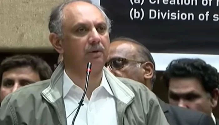 NA Opposition Leader Omar Ayub talking to the media on March 7, 2024. — Screengrab/Facebook/Geo News