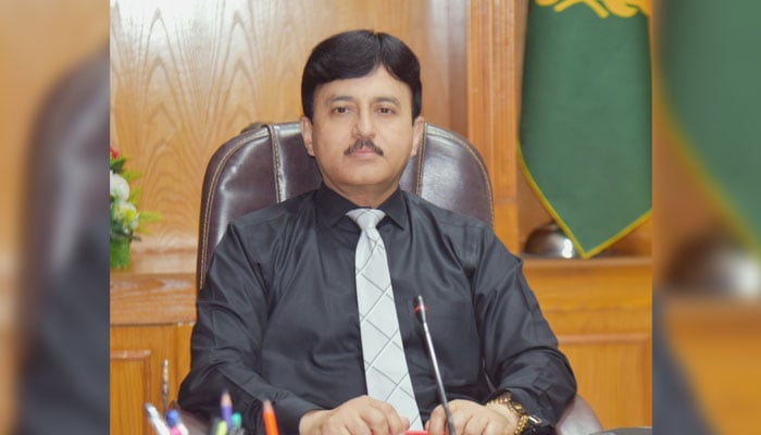 Commissioner Gujranwala Division Syed Naveed Haider Shirazi seen in this image on June 27, 2024. — X/@CommissionerGu3