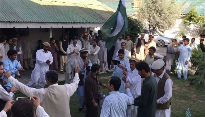 A representational image showing people in Parachinar celebrating passage of KP-FATA merger bill. — Ali Afzaal/Geo News/File