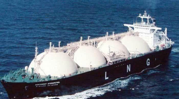 Pakistan to seek Qatar’s consent for selling excess LNG