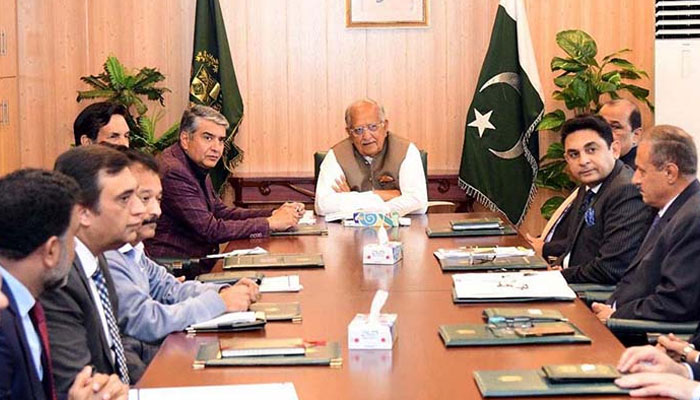 Federal Minister for Housing and Construction Riaz Hussain Pirzada gestures during a meeting. — APP/File