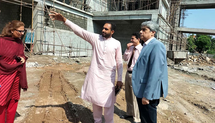 Federal Secretary Health Nadeem Mahbub visits the under-construction emergency in PIMS on July 6, 2024. — APP