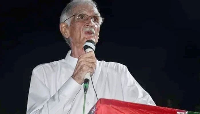 Former PTI-P chairman and PTI member Pervez Khattak speaks to a public gathering in this undated image. —  Facebook/@CMKPOfficial/File