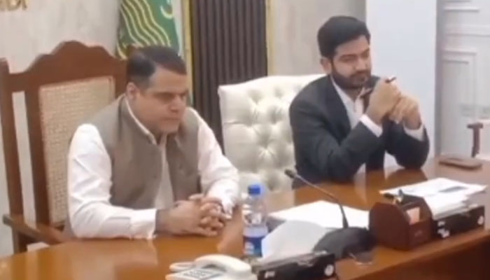 Commissioner Rawalpindi Division, Engineer Aamir Khattak chairs a meeting regarding arrangements in Rawalpindi district for Muharram on July 8, 2024. — Screengrab via Facebook/Commissioner Rawalpindi Official