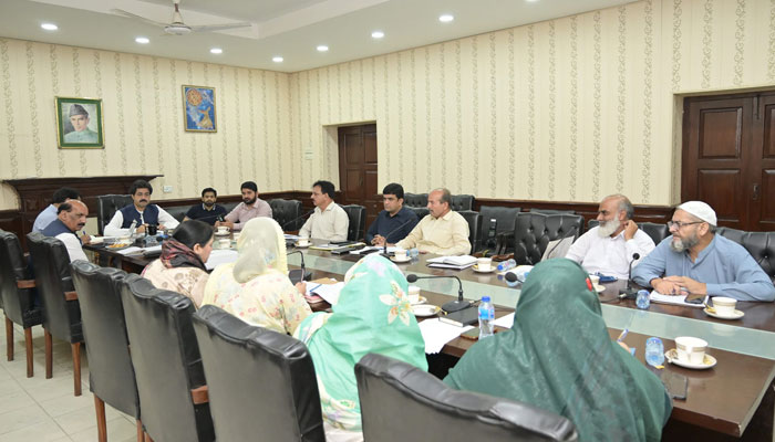 Provincial Minister for Social Welfare and Bait-ul-Maal, Sohail Shaukat Butt chairs an important meeting of directors and deputy directors of the Gujranwala and Faisalabad divisions on July 9, 2024. — Facebook/Social Welfare and Bait-ul-Maal Department, Government of the Punjab