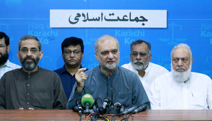 Jamat-e-Islami (JI) Chief, Hafiz Naeem-ur-Rehman along with others addresses to media persons during press conference, at Idara-e-Noor-ul-Haq in Karachi on July 13, 2024. — PPI