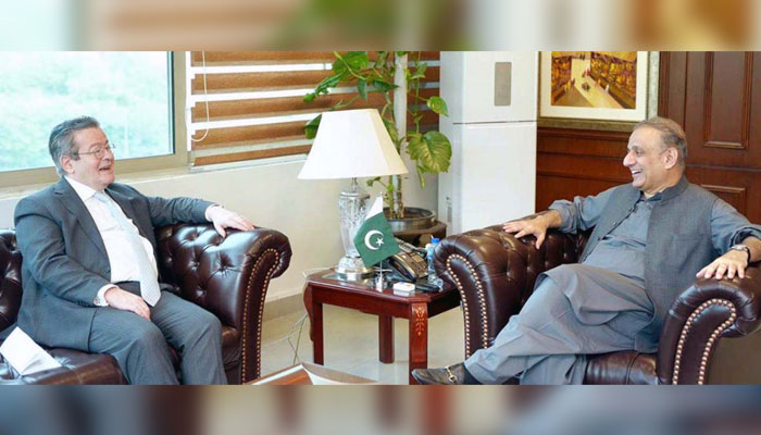 Ambassador of France to Pakistan, Nicolas Galey exchanges views with Federal Minister for Board of Investment, Privatization and Communications, Abdul Aleem Khan on July 24, 2024. — APP