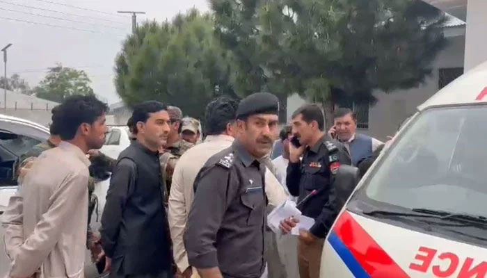 A representational image showing police personnel attending an incident in Upper Kurram Tehsil, Khyber Pakhtunkhwa, on May 4, 2023. — Screengrab via Geo News