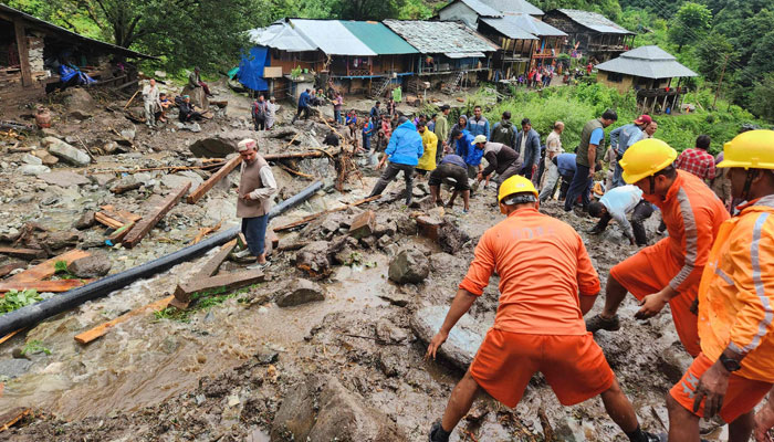 Indias National Disaster Response Force (NDRF) shows NDRF personnel conducting a search and rescue operation after cloudburst near Shimla on August 1, 2024. — AFP