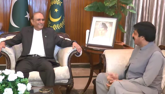 President Asif Ali Zardari (left) and Punjab Governor Sardar Saleem Haider Khan (right) seen in this image. — screengrab via Facebook/@sardarsaleemhaidergroup/file