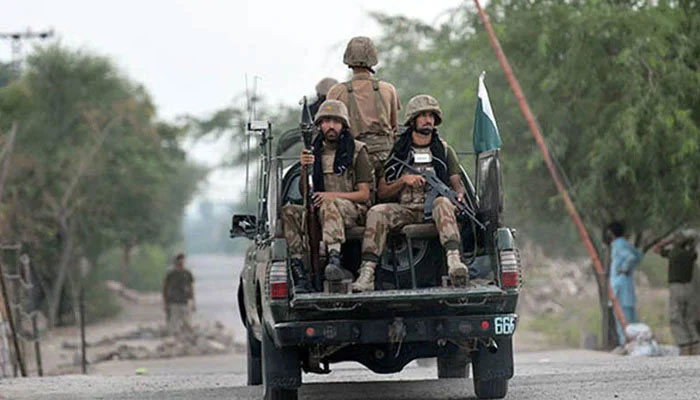 A representational image showing Pakistan Army soldiers patrolling at an undisclosed location. — AFP/File