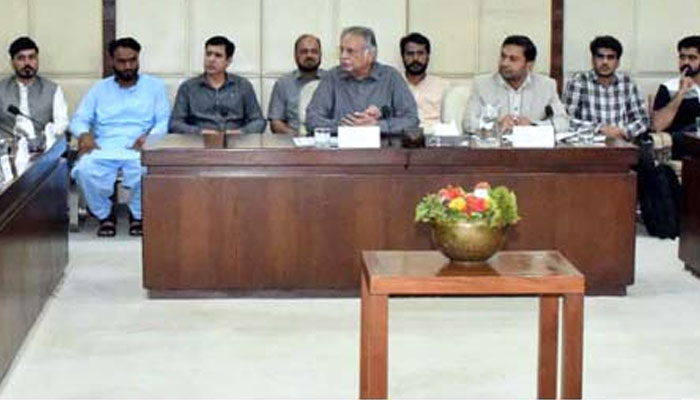 Senator Pervaiz Rasheed, Chairman Senate Standing Committee on Communications presiding over a meeting of the committee at Parliament House on August 20, 2024. — APP