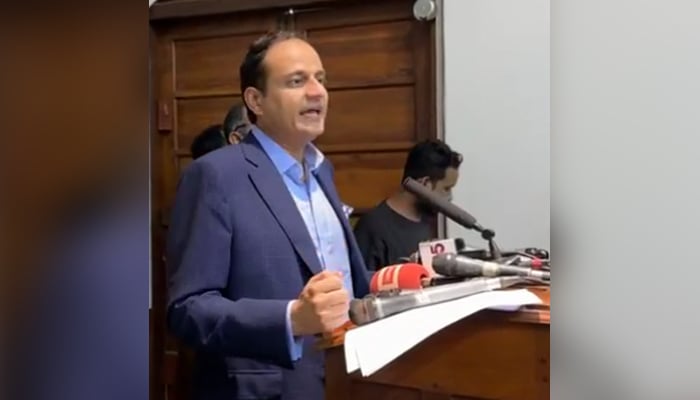 Karachi Mayor Barrister Murtaza Wahab speaks during a press conference on August 21, 2024. — Screengrab/Facebook/@barristermurtazawahabofficial