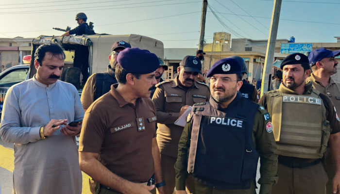 A representational image showing Punjab Police personnel at an undisclosed location. — Facebook/RPO DG Khan/File