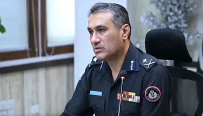 In this screengrab, Sindh police chief Ghulam Nabi Memon chairs a meeting on March 25, 2024. — Facebook/@sindhpolicedmc