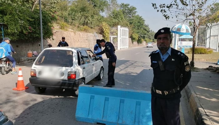 Islamabad Police officials during a check point in the city on November 22, 2023. — Facebook/Islamabad Police