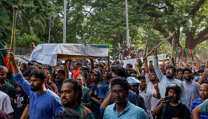 Anti-quota protesters join in a coffin rally at the University of Dhaka, a day after the clash with Bangladesh Chhatra League, the student wing of the ruling party Bangladesh Awami League, and anti-quota protesters, in Dhaka, Bangladesh, July 17, 2024. — Reuters