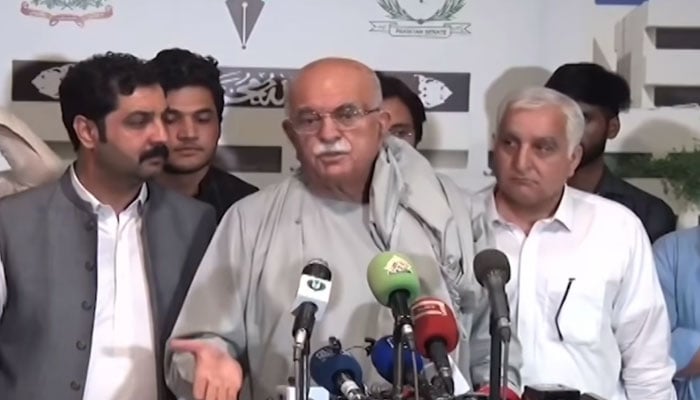 The head of Tehreek Tahafuz Aiyeen-e-Pakistan, Mehmood Khan Achakzai speaks with media persons on August 26, 2024. — Screengrab via Facebook/Mehmood Khan Achakzai