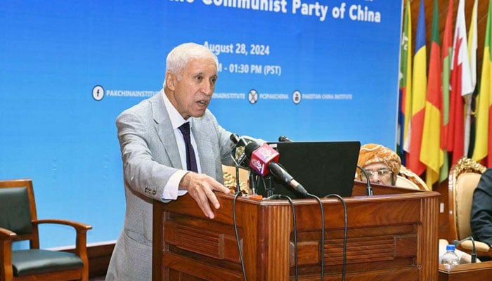 Federal Minister for Maritime Affairs Mr. Qaisar Ahmed Sheikh is addresses to the participants of Special Event Program organized by Pak-China Institute in COMSTECH Auditorium on August 28, 2024. — APP