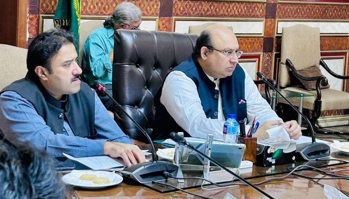 Punjab Finance Minister Mujtaba Shuja-ur-Rehman (R) chairs the Cabinet Standing Committee meeting at the Punjab Civil Secretariat on May 8, 2024. — Facebook/Mujtaba Shuja Ur Rahman