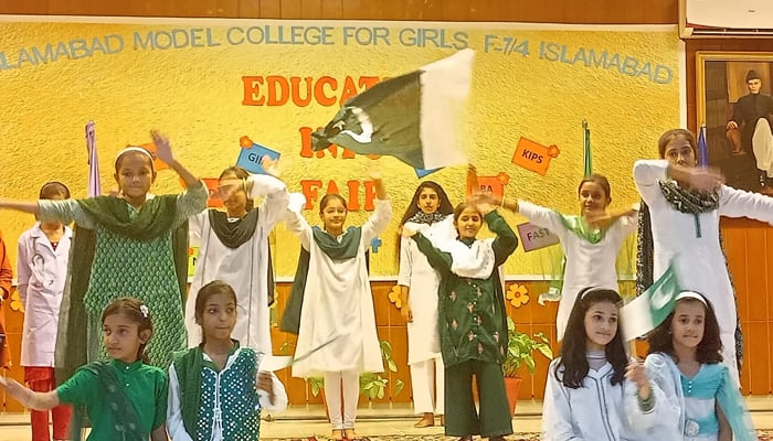 Federal Directorate of Education IMCG(PG), F-7/4, Margala College students are presenting a tablo drama on the occasion of Defense Day image released on September 6, 2024. — Facebook/@IMCG.F74.offical