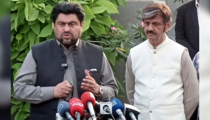 Governor Sindh, Kamran Khan Tessori (left) along with Rashid Minhas Shaheeds brother addresses media persons during a press conference after meeting on the occasion of Pakistan Air Force Day in Karachi on September 7, 2024. — PPI