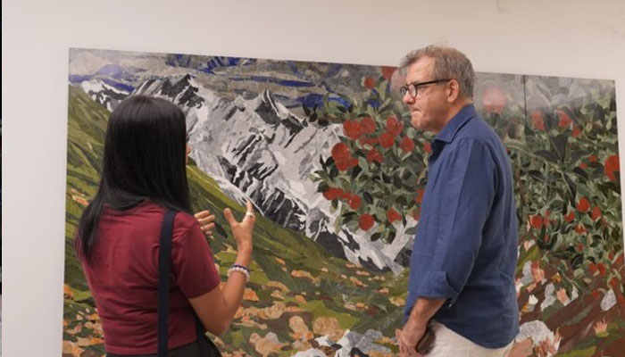 Spanish ambassador to Pakistan (right) José de Ory seen during his visit to The Barracks, an art gallery in Nasser Bagh established by the Parks and Horticulture Authority (PHA).— Instagram@TheBarracks/file