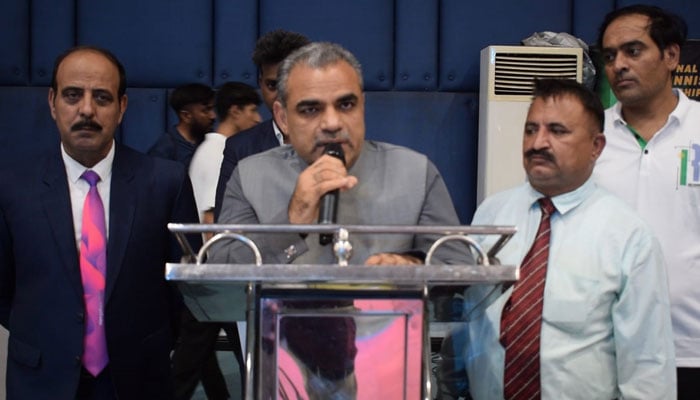 DG Youth Affairs and Sports Punjab Pervez Iqbal addresses an event at the Nishtar Park Sports Complex (NPSC) Gymnasium Hall on August 30, 2024. — Facebook/Directorate General Sports & Youth Affairs, Punjab