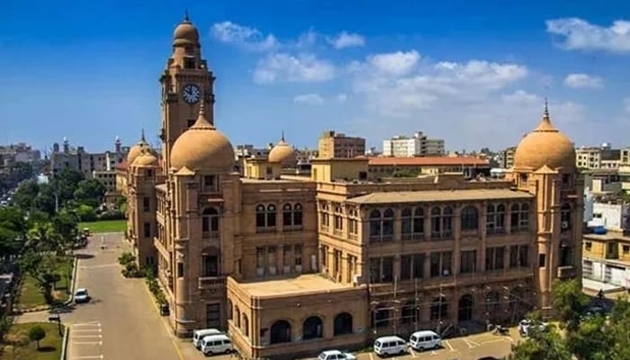 A representational image of Karachi Municipal Corporation Building situated at MA Jinnah Road. — APP/File