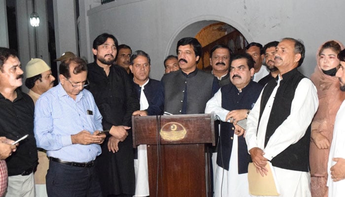 Punjab Governor Sardar Saleem Haider Khan speaks during the first Jashan-e-Azadi President Asif Ali Zardari Cycle Rally 2024 at the Governor’s House on September 12, 2024. — Facebook/Sardar Saleem Haider Khan