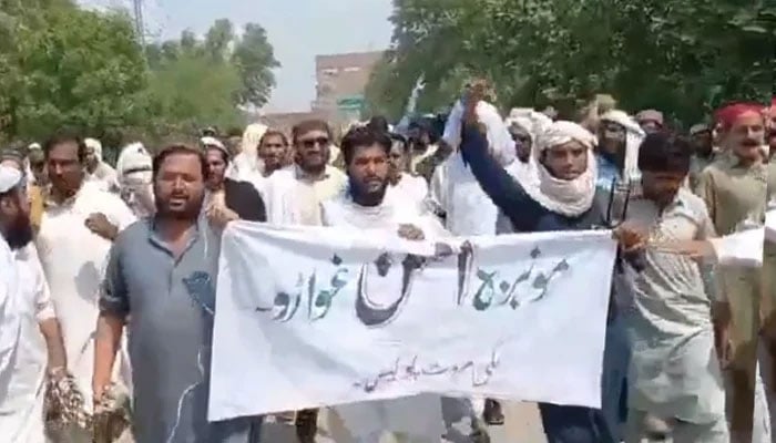 Policemen are protesting against the attackers on policemen in Lakki Marwat seen in this image released on September 9, 2024. — Screengrab/Facebook/@awaisaziz21