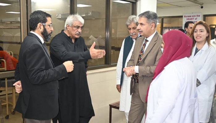 Provincial Health Minister Khawaja Salman Rafique speaks with officials during Childrens Hospital Lahore (CHL) visits on September 14, 2024. — Facebook/Khawaja Salman Rafique