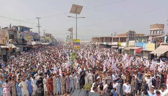 Khyber Peace March organised by Bara Siyasi Ittehad in Khyber tribal district has a large number of participants seen in this image released on September 15, 2024. — X/@PashtonNaseer