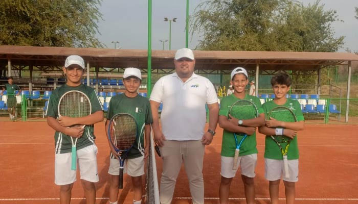 Pakistan under 12 Tennis team. — Author/file