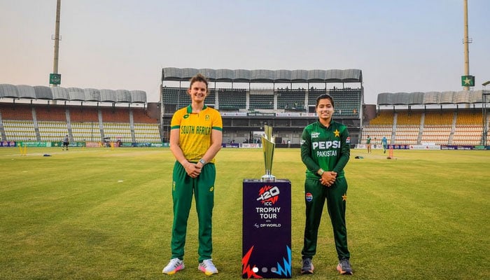 South Africa and Pakistan team captains with the ICC Women’s T20 World Cup Trophy on display in Multan.— Instagram@therealPCB/file