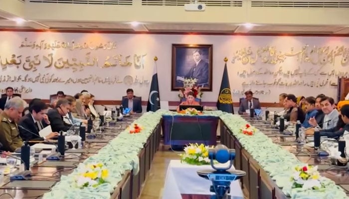 Chief Minister Maryam Nawaz Sharif presides over the 15th provincial cabinet meeting on September 17, 2024. — Screengrab via Facebook/Maryam Nawaz Sharif