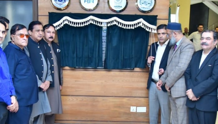 ICCI President Ahsan Zafar Bakhtawari pulling the rope to inaugurate the occasion Nasir Mansoor Quresh was elected as President and Abdul Rahman Siddiqui Senior Vice President seen in this image released on September 18, 2024. — Facebook/@ahsanbakhtawariofficial